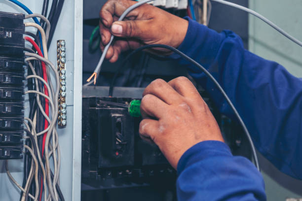 Best Affordable Emergency Electrician  in Marion, IA